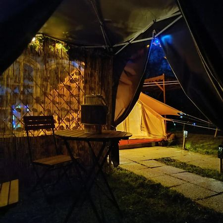 Tente Mongole " O Reves Atypiques" Bouce (Allier) Exterior foto